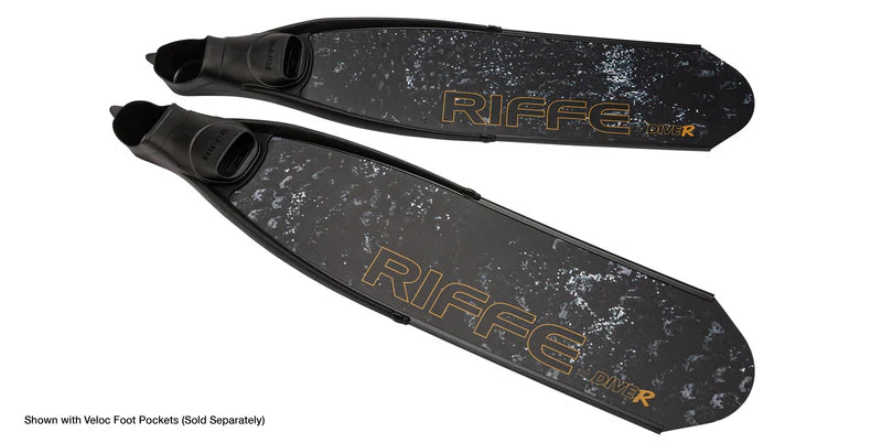 Nadadeira  RIFFE BY DIVER VORTEX COMPOSITE CARBON FIBER FIN BLADES - MEDIUM (acompanha um par de luvas riffe)