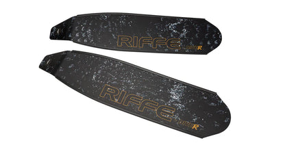 Nadadeira  RIFFE BY DIVER VORTEX COMPOSITE CARBON FIBER FIN BLADES - MEDIUM (acompanha um par de luvas riffe)