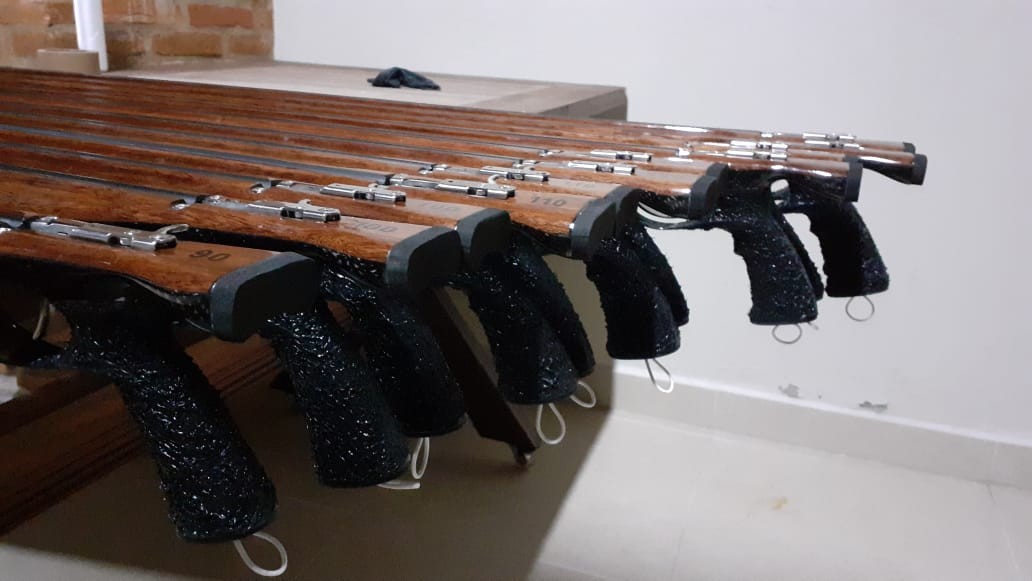 Arbalete Pesca Sub Madeira-Carbono (artesanal)